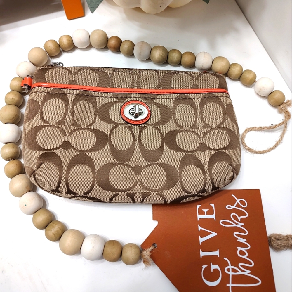 ❤️ Vintage Y2K GUC Coach Signature Monogram Canvas Wristlet Wallet, Salmon